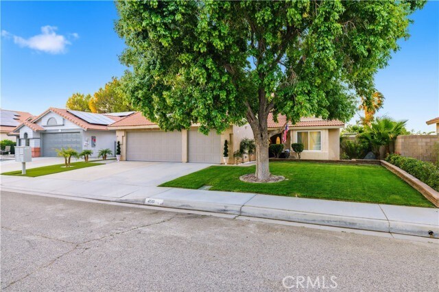 Building Photo - 4561 Grandview Dr