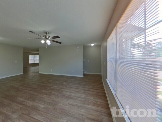 Building Photo - 241 Cape Jasmine Way