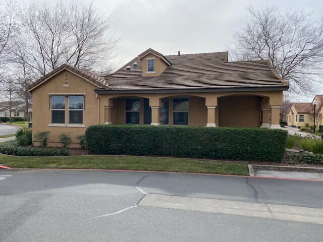 Foto del edificio - 1000 Orleans Ct