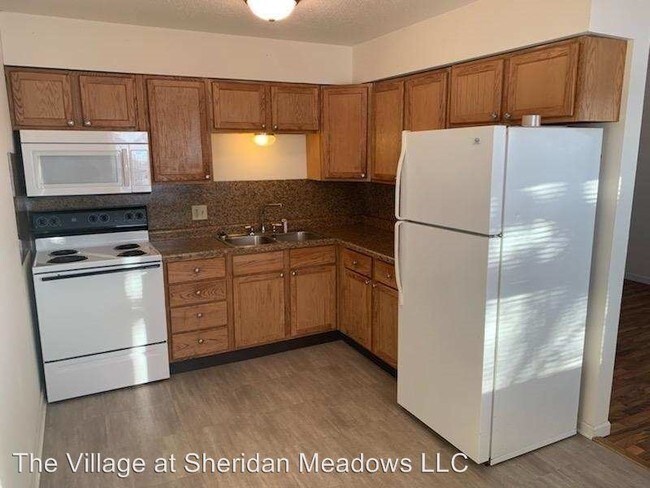 Foto del edificio - 1530 E 39th St