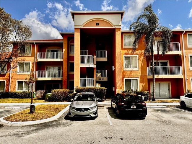 Building Photo - 6968 SW 39th St