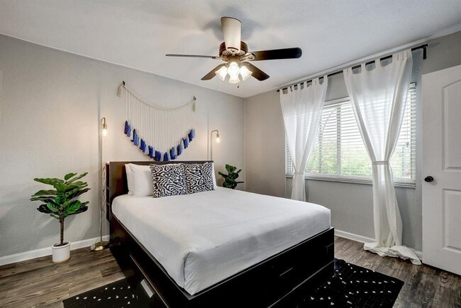 Foto del edificio - 1202 Newning Ave