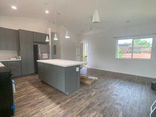 Building Photo - Hanapepe Home for Rent