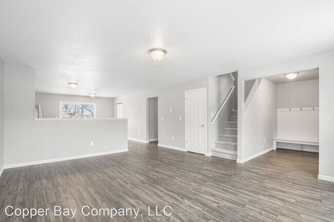 Building Photo - 4 br, 2.5 bath House - 631 Lexington Avenue