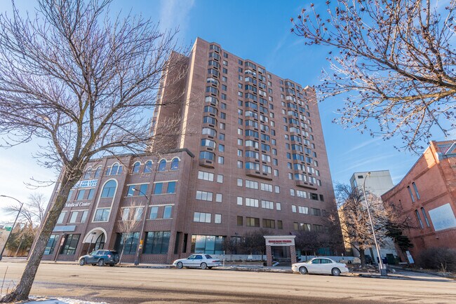 Building Photo - 291 7th St W