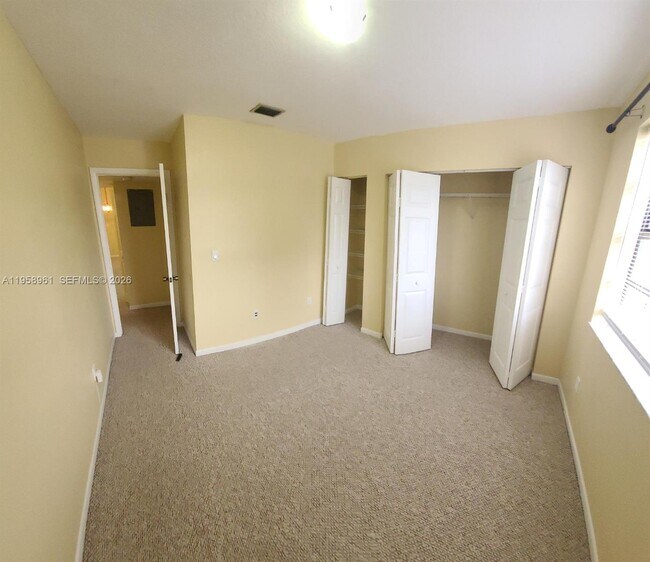 Foto del edificio - 1002 Adams Ave