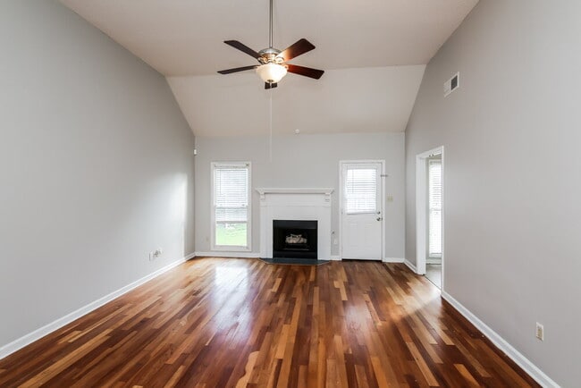 Building Photo - 9037 Fletcher Park Cove