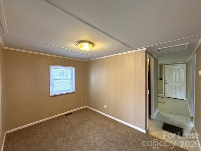 Foto del edificio - 3131 Seymour Dr