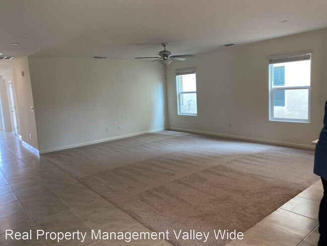 Foto del edificio - 4 br, 3 bath House - 632 Keenan Court,