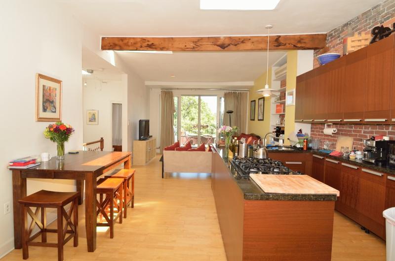 Foto principal - 558 Tremont St