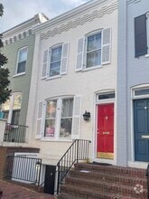Building Photo - 1217 33rd St NW