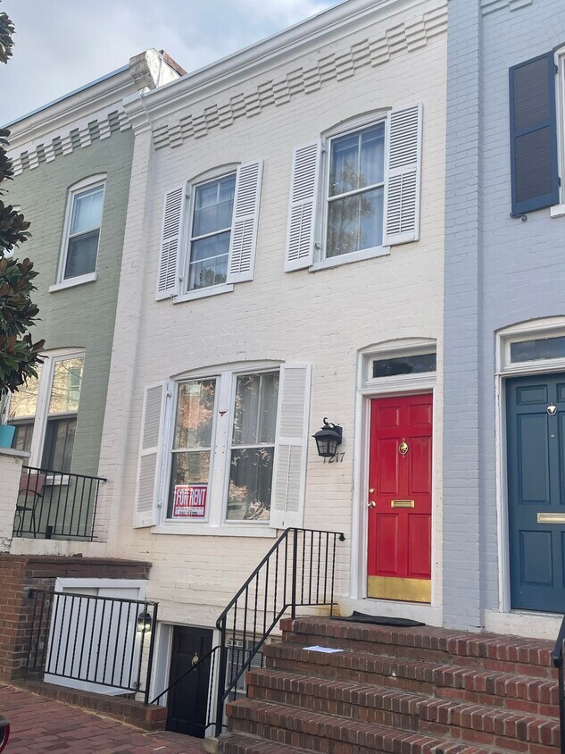 Front of house - 1217 33rd St NW (Washington, DC)