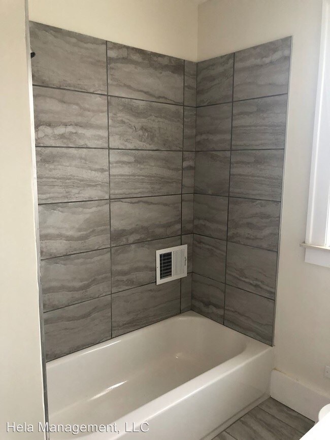 Foto del edificio - 3 br, 2 bath House - 16895 Inverness St.