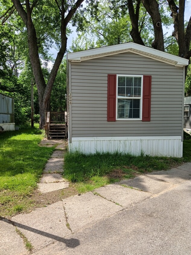 Primary Photo - FOR SALE Beautiful mobile home