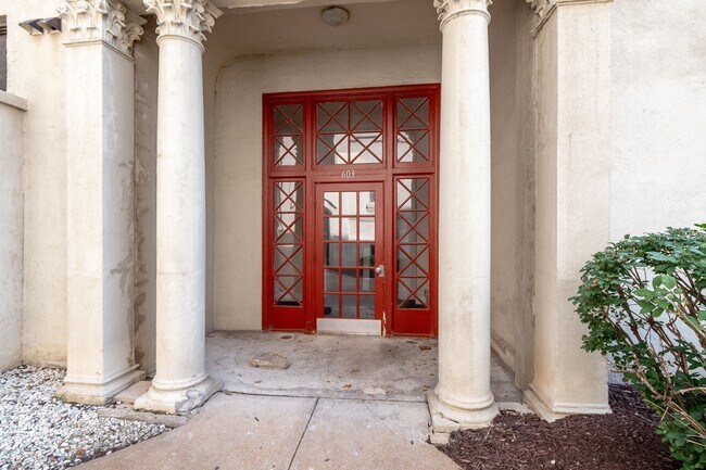 Foto del edificio - 603 Westgate Ave