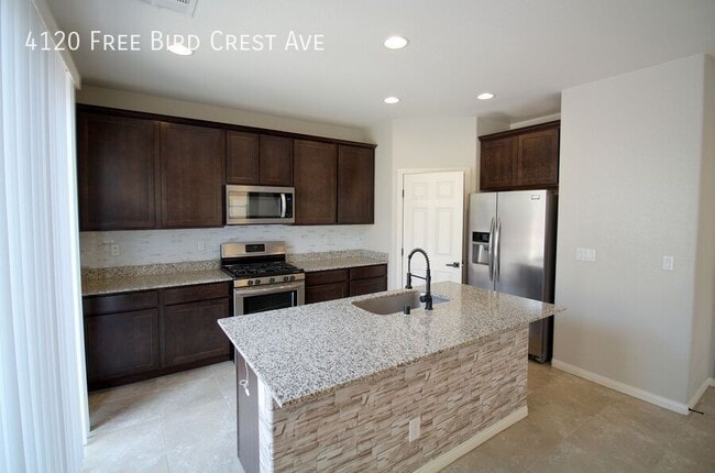 Building Photo - 4120 Free Bird Crest Ave