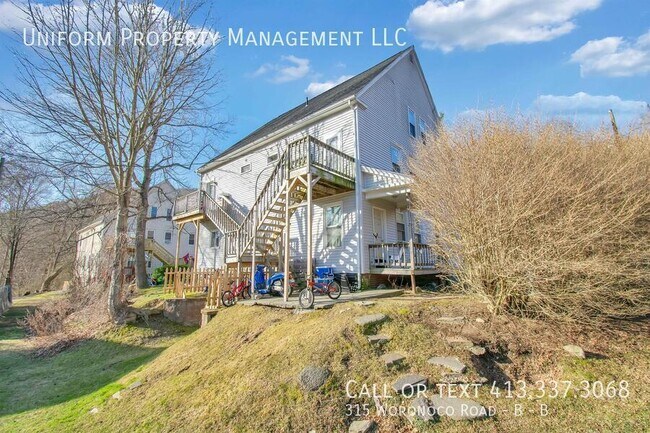 Foto del edificio - 315 Woronoco Rd