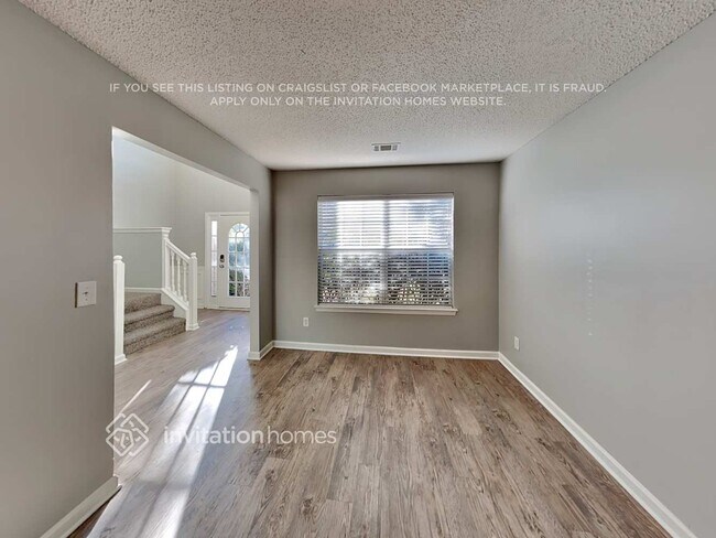 Foto del edificio - 6950 Foxmoor Way