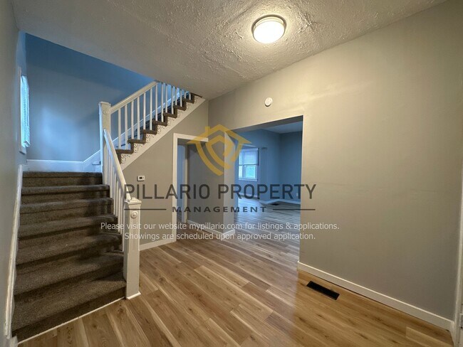 Foto del edificio - Refreshed 3 Bedroom, 2 Bathroom Home Avail...