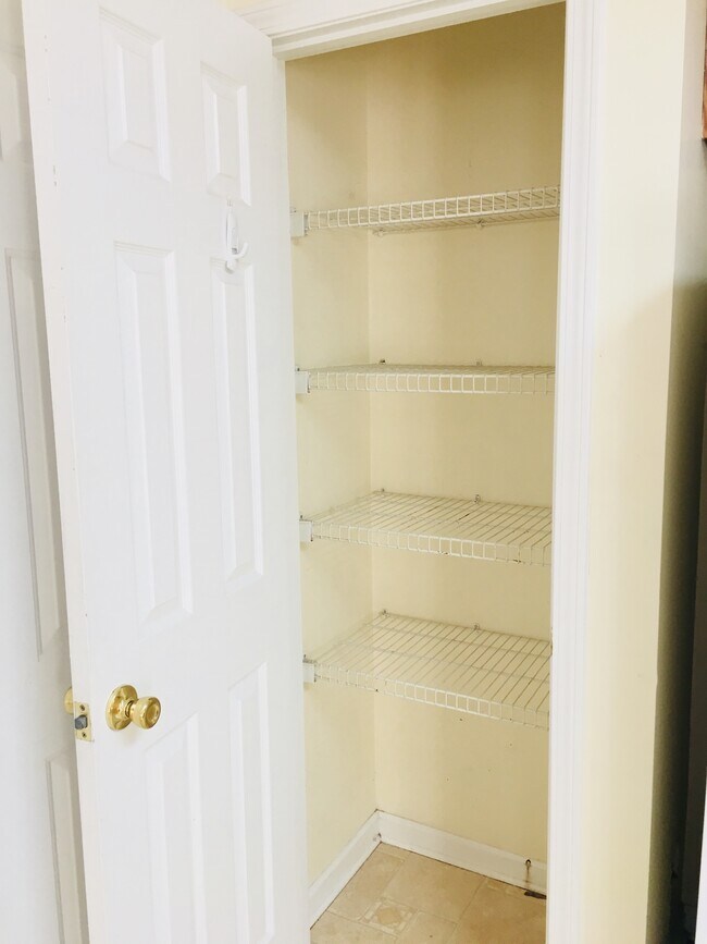 Foto del edificio - 5022 Lea Ann Way