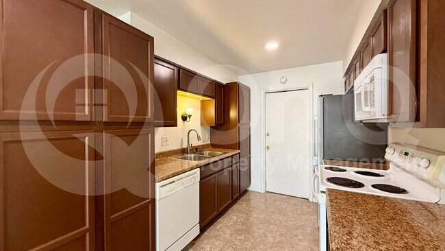 Building Photo - 918 Hayden Rd