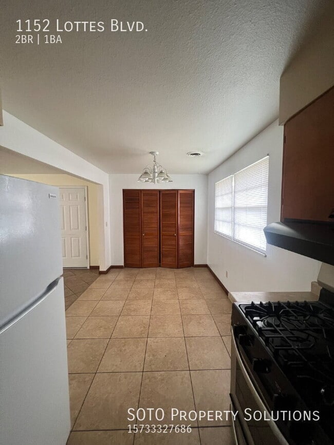 Building Photo - 1152 Lottes Blvd