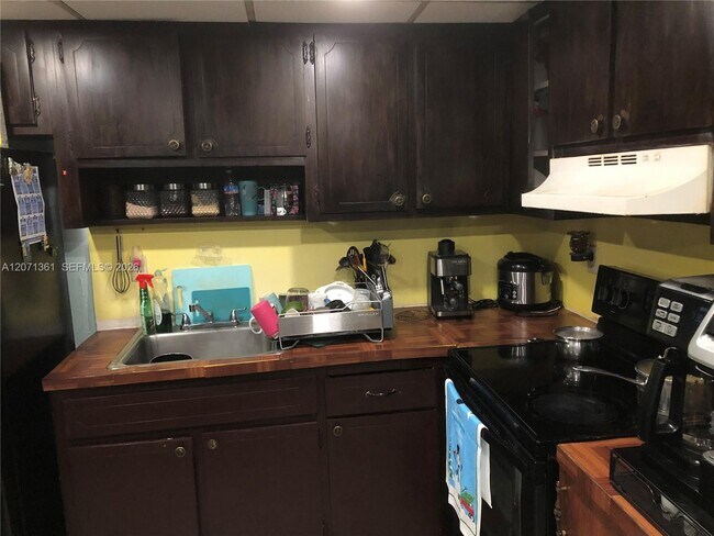 Foto del edificio - 905 SW 9th Ave