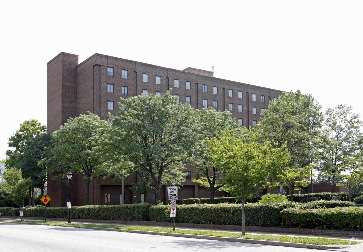 Foto del edificio - Housing Authority-elderly Building