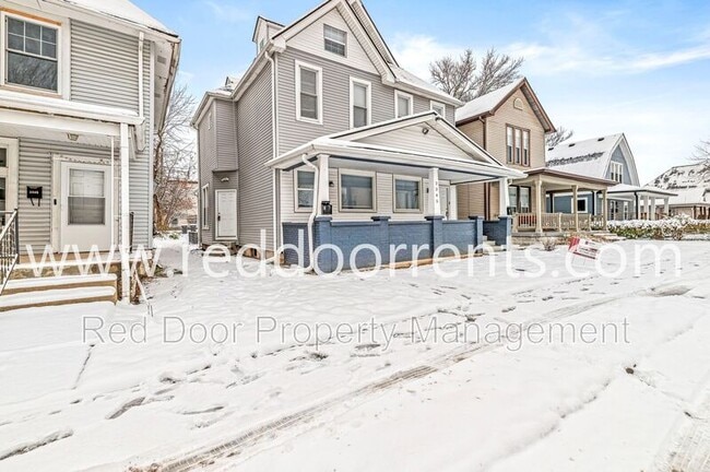 Photo - 2345 N Kenwood Ave Apartment