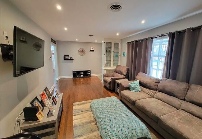 Foto del edificio - 3783 Winchester Rd