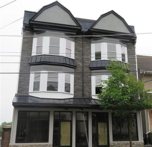 212 S Main St Unit A, Nazareth, PA 18064 Apartment for Rent in
