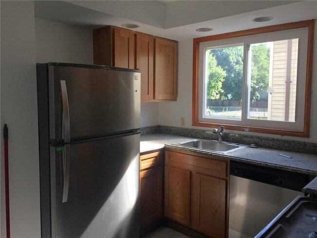 Building Photo - 93 Scottsville Rd