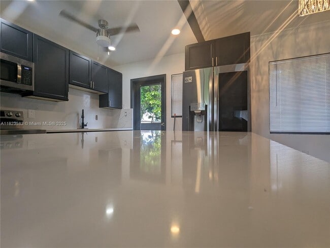 Building Photo - 14600 NW 11th Ct