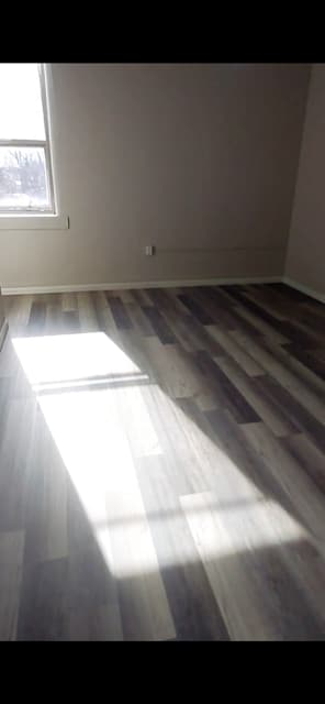 Foto del edificio - 316 W Walnut St