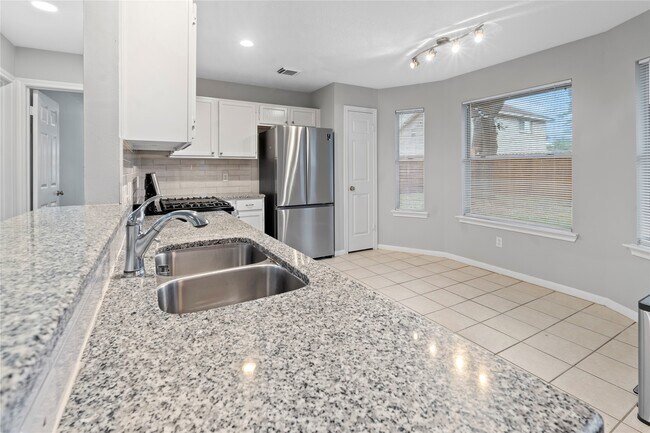 Building Photo - 12646 Duchess Ln