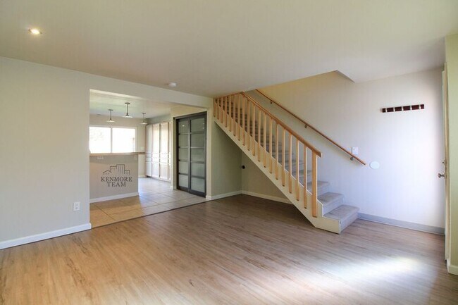 Foto del edificio - 1636 Cherry Ln