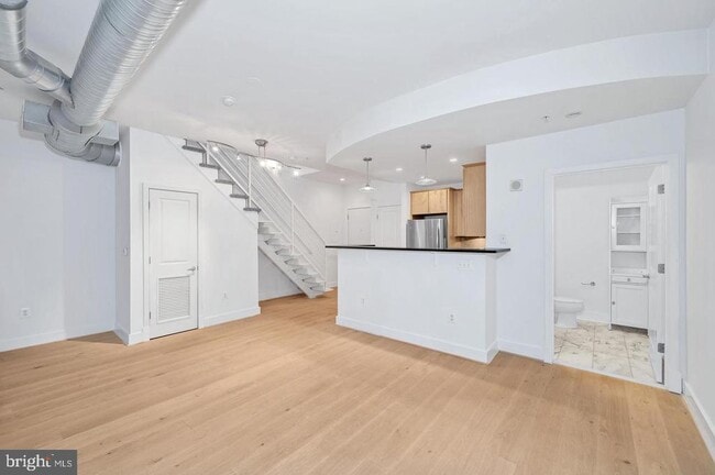 Building Photo - 1209 13th St NW