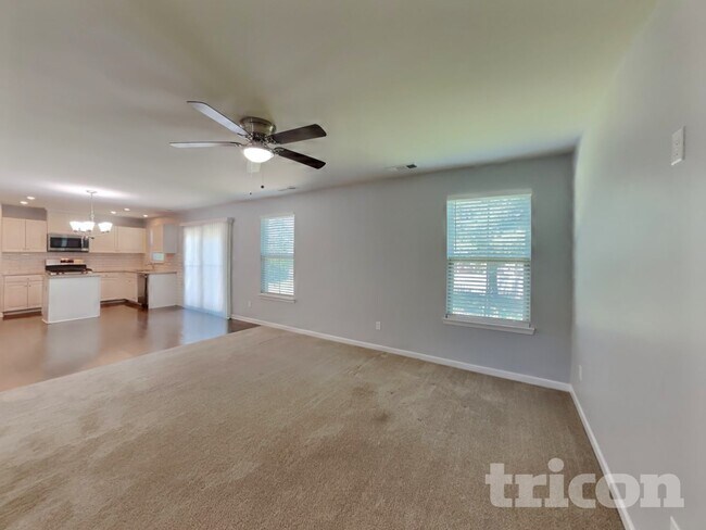 Building Photo - 306 Heroit Ct
