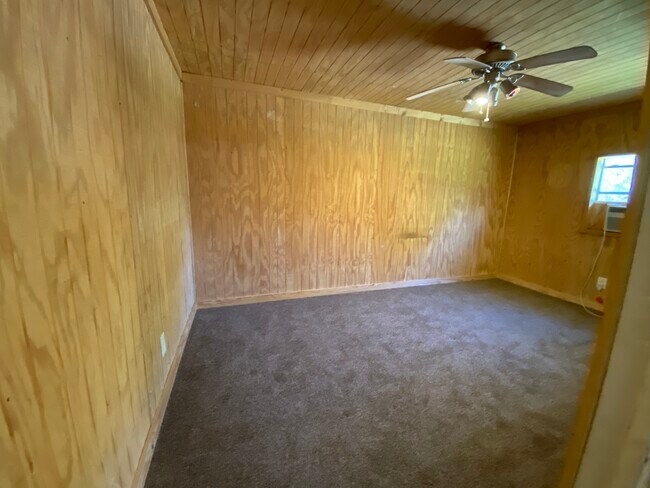 Building Photo - 11150 Lafountain Ln