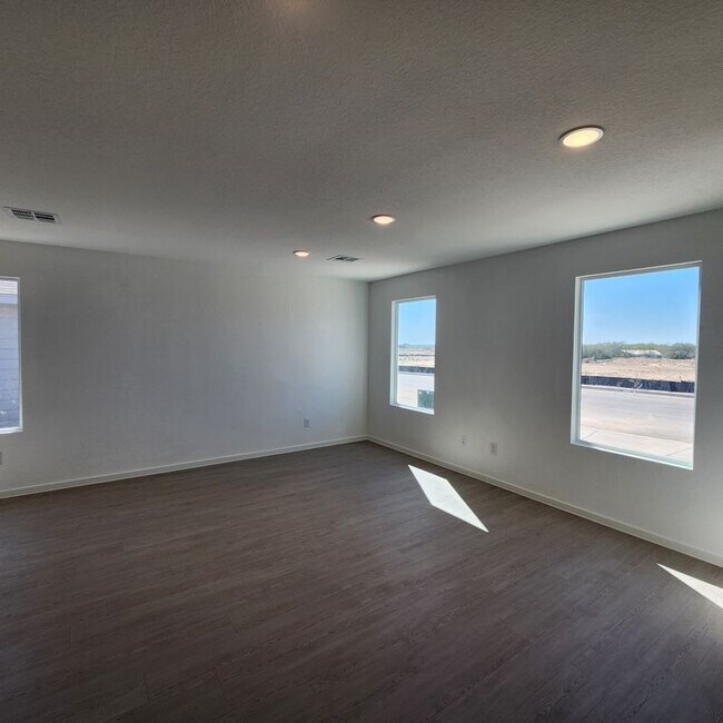 Foto del edificio - 7204 India Star-