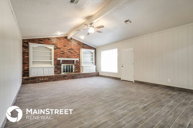 Foto del edificio - 12112 Sylvester Dr