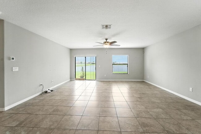 Building Photo - 14050 Arbor Pines Dr