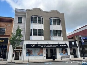 Building Photo - 161 S Main St