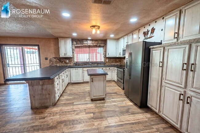 Photo - 3452 North 67th Drive House