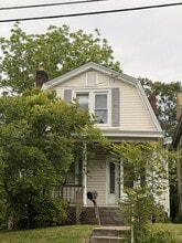 Building Photo - 1740 Minion Ave