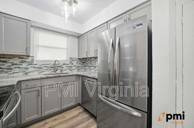 Foto del edificio - 1143 Clear Springs Rd