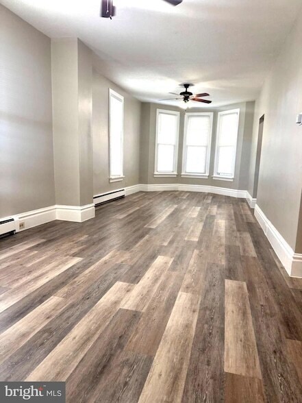 Foto del edificio - 342 S Catherine St