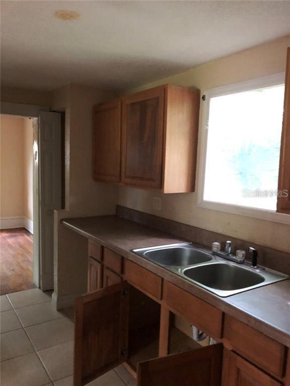 Foto del edificio - 1456 W 20th St