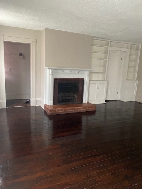 Living Rm - 866 Liberty St