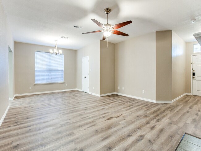 Foto del edificio - Roanoke, TX - House - $1,995.00 Available ...